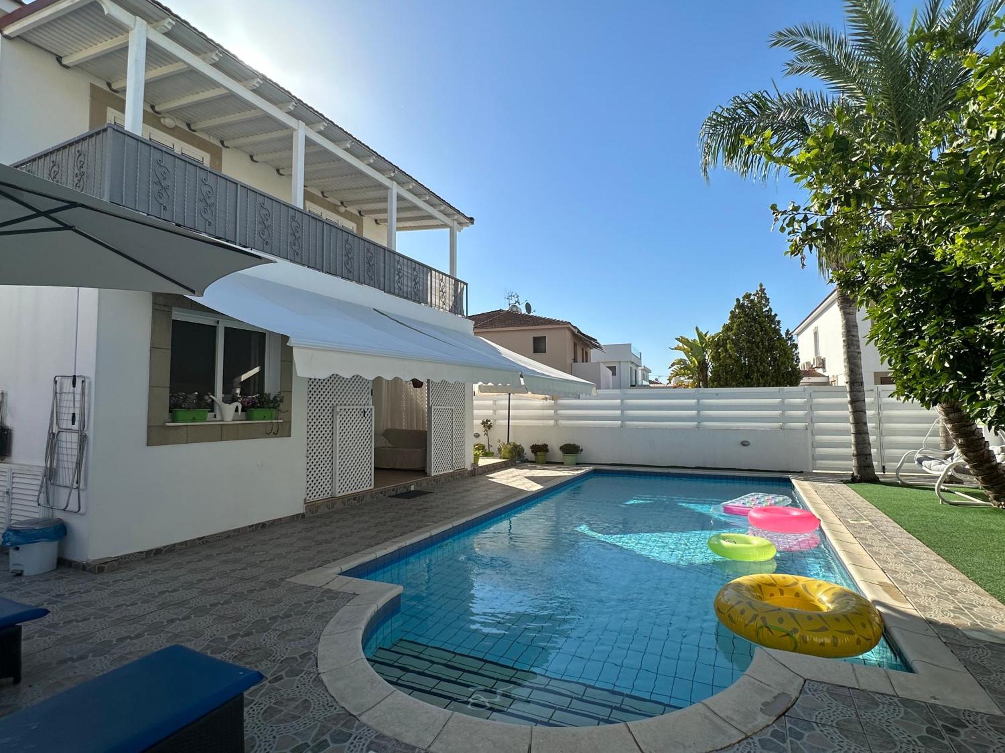 Villa Andy-350 M From The Beach Larnaca Eksteriør billede