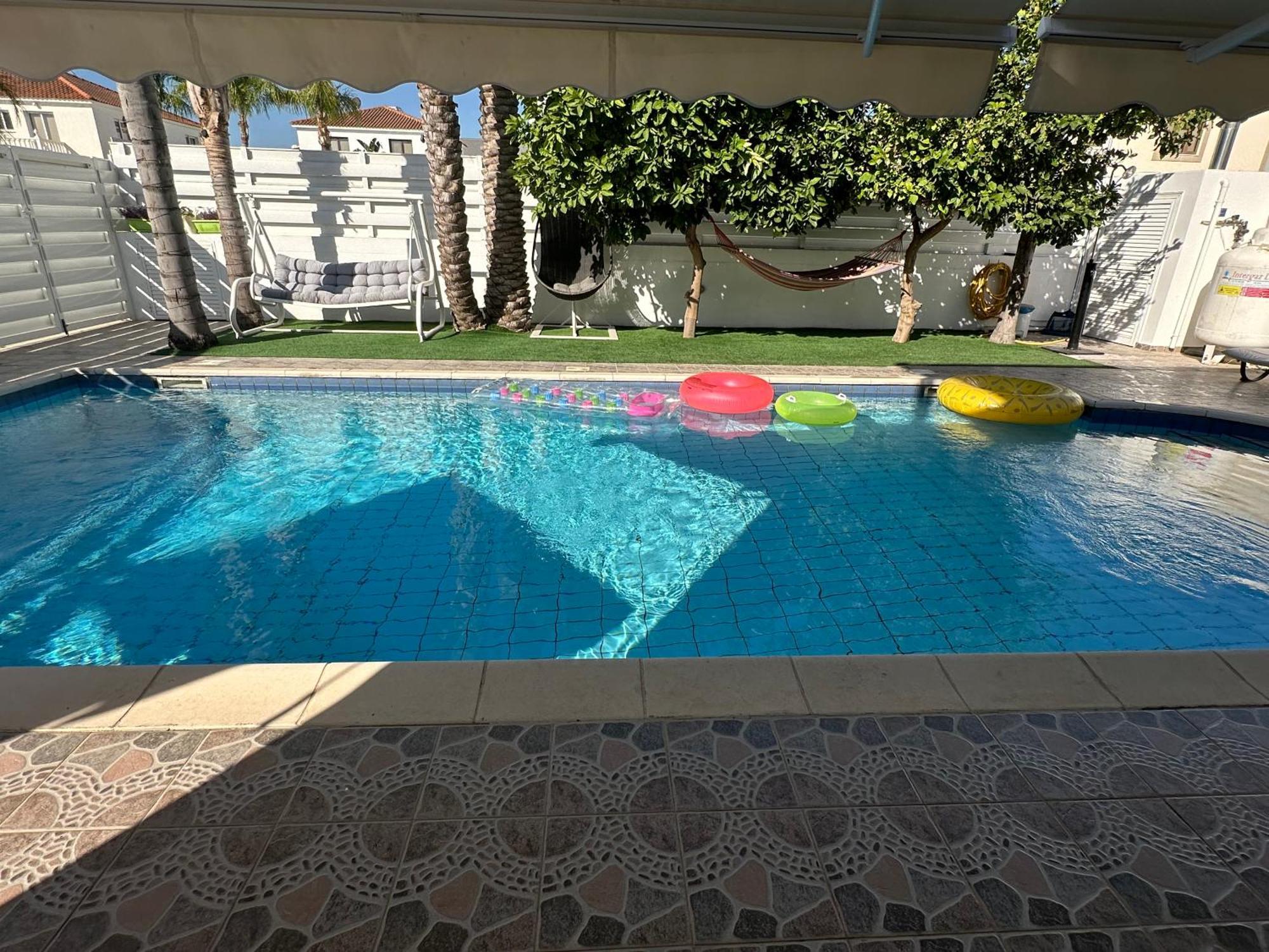 Villa Andy-350 M From The Beach Larnaca Eksteriør billede