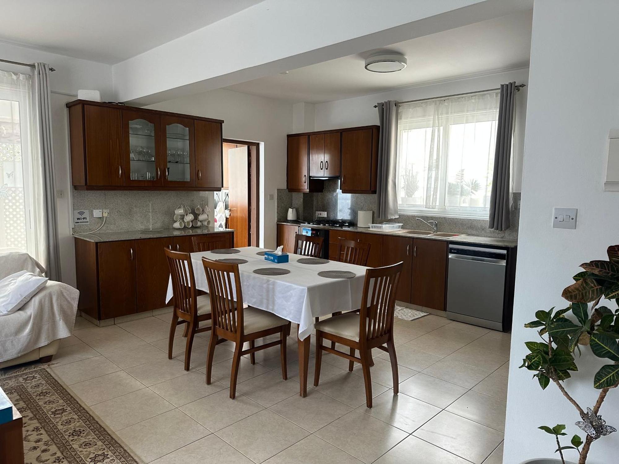 Villa Andy-350 M From The Beach Larnaca Eksteriør billede