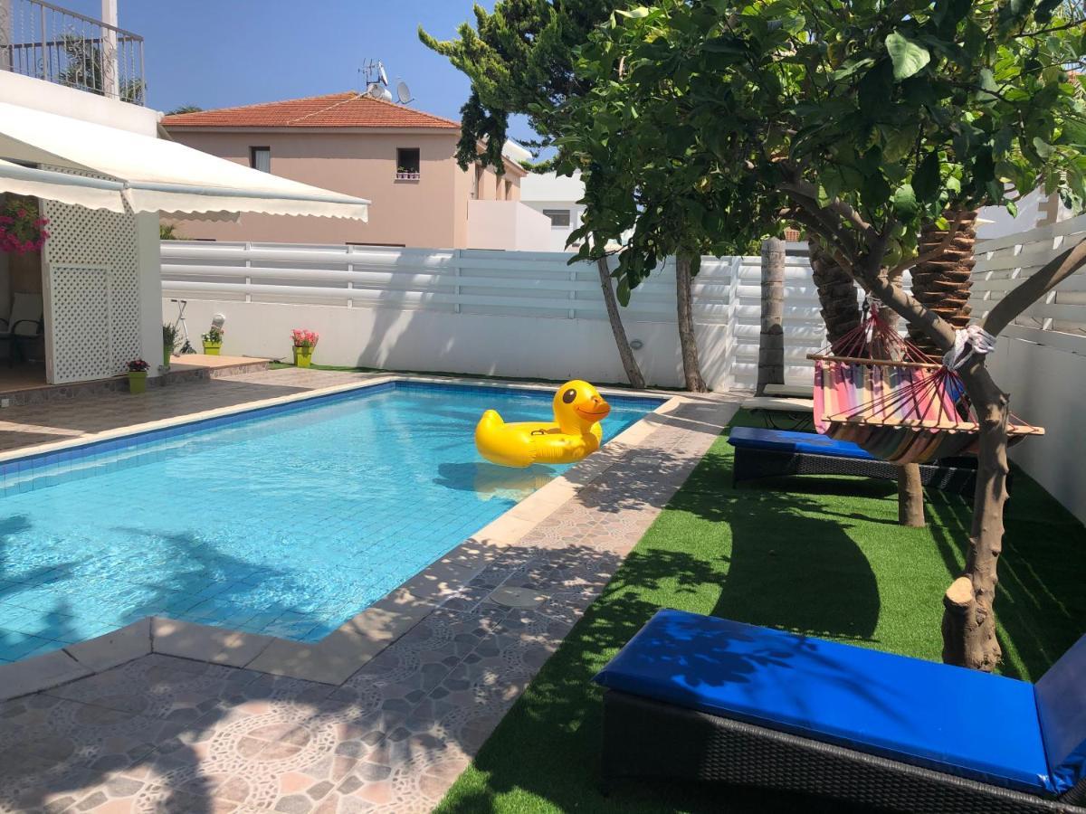 Villa Andy-350 M From The Beach Larnaca Eksteriør billede